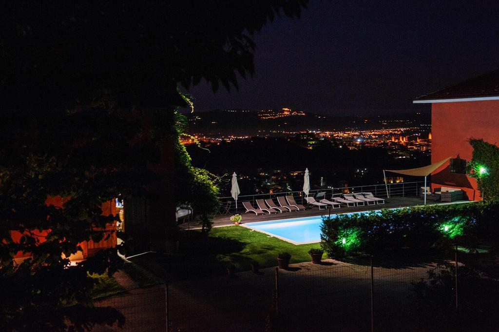 Agriturismo Paitin Alba  Luaran gambar