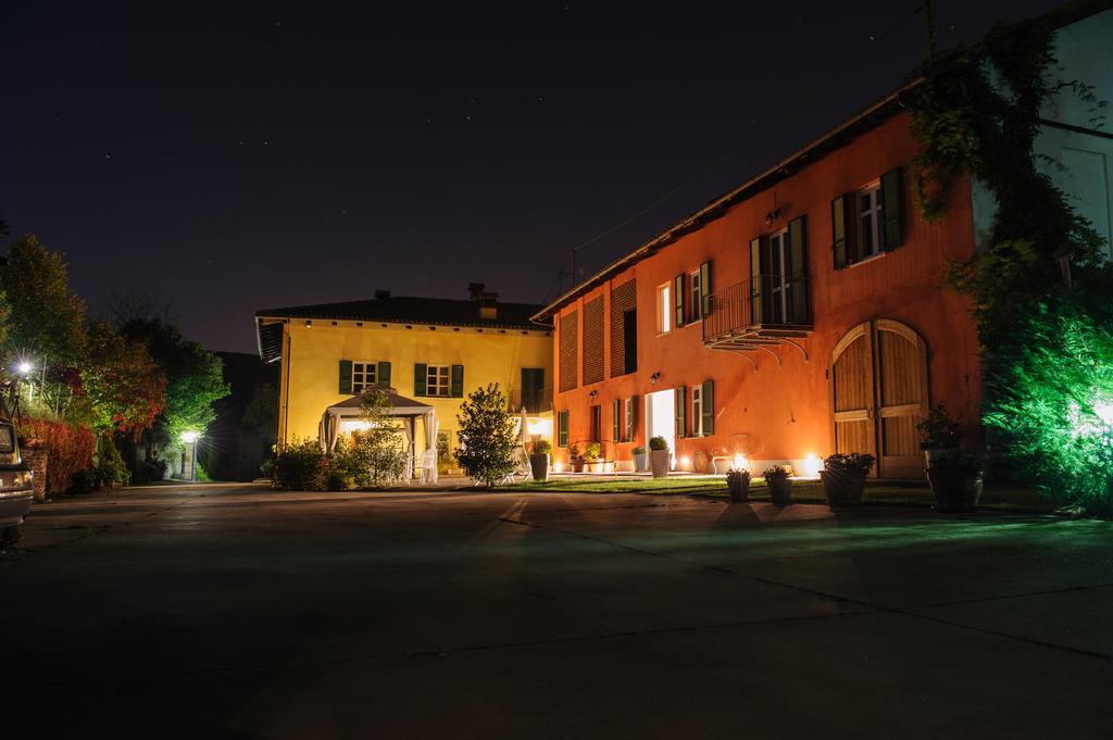 Agriturismo Paitin Alba  Luaran gambar