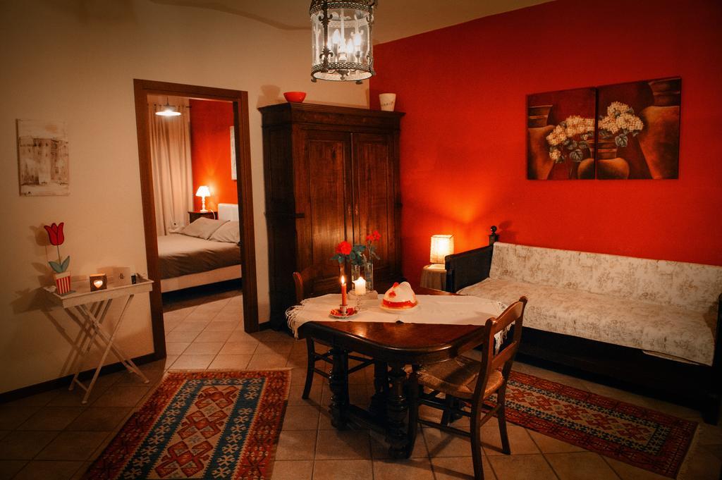 Agriturismo Paitin Alba  Bilik gambar